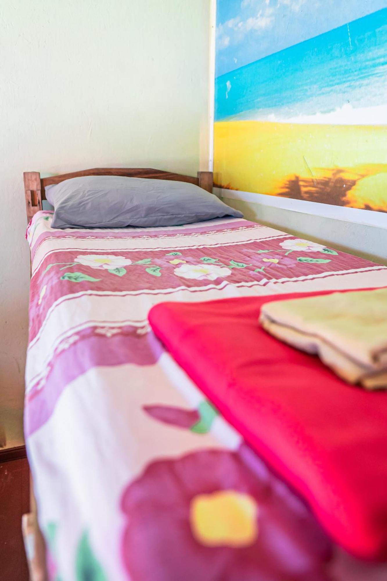 La Rubia Hostel ลาเปเดรรา ห้อง รูปภาพ